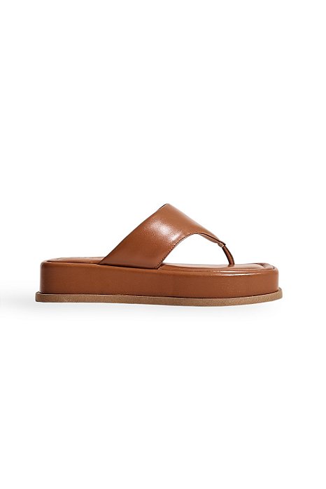 NEW BÚZIOS - CHINELO FLATFORM COURO FEMININO CAMEL