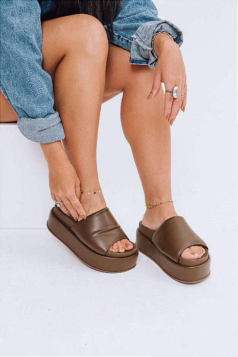 EXPRESSO MACCHIATTO - TAMANCO FEMININO FLATFORM TIRA ACOLCHOADA MARROM