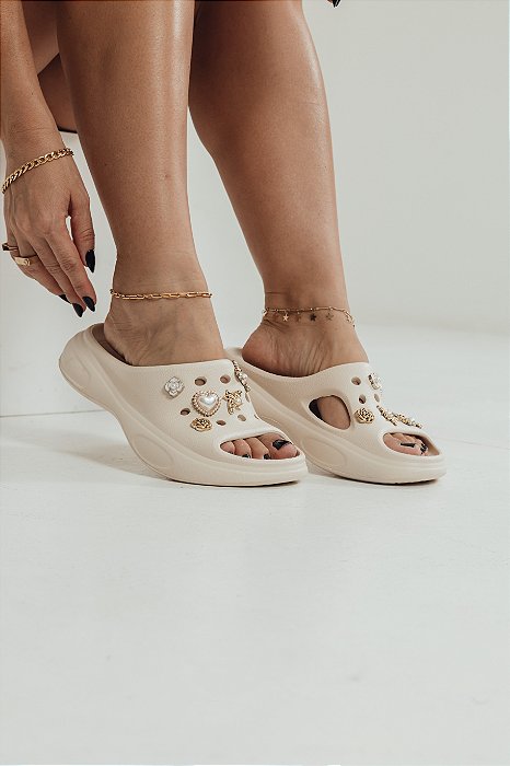 TAI - CHINELO SLIDE FEMININO NUVEM OFF WHITE