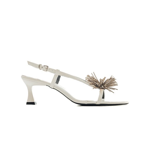 DIANA -  SANDÁLIA FEMININA SALTO MÉDIO BICO FOLHA OFF WHITE