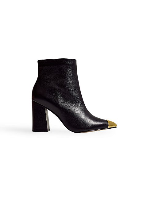 MARJORIE - BOTA FEMININA SALTO ALTO COURO PRETA