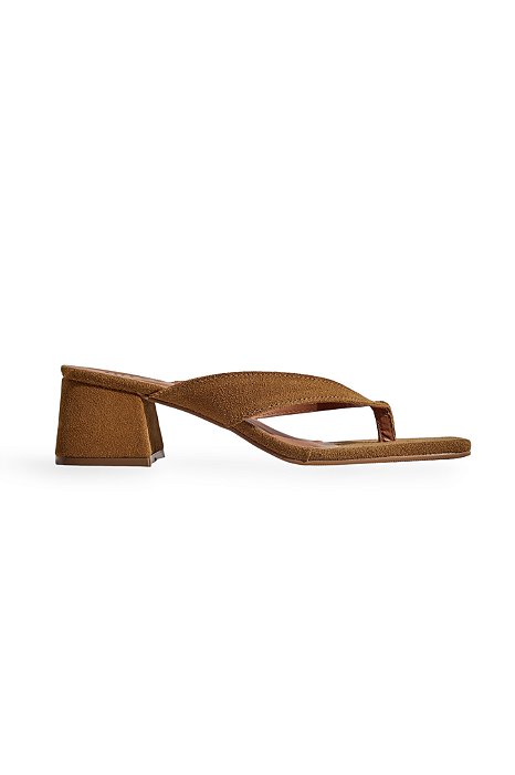 SAYURI - TAMANCO FEMININO SALTO BLOCO FLIP FLOP COURO CAMEL