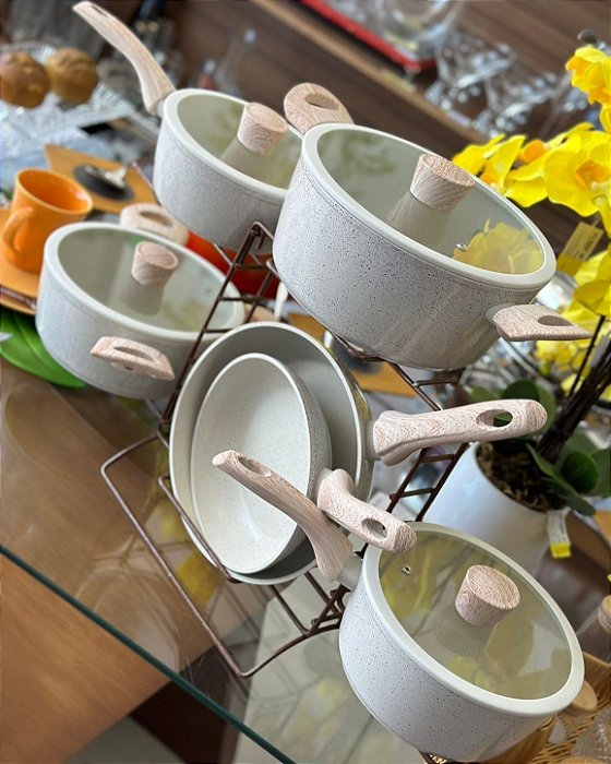 Conjunto de panelas 06 peças, revestimento cerâmico, tampas em vidro temperado e fundo para Indução