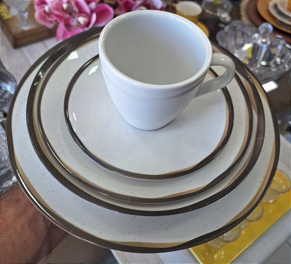 Aparelho de jantar e chá 20 peças, porcelana Tramontina