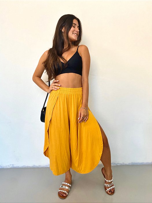 calça envelope amarela