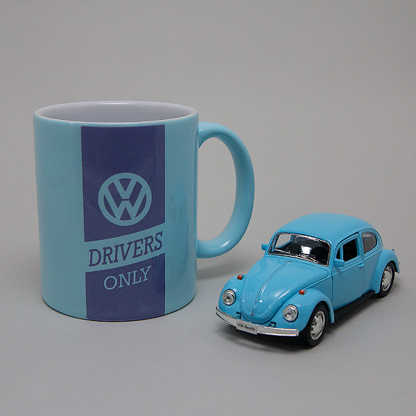 Kit Caneca e Miniatura Fusca Azul - VW Drivers Only