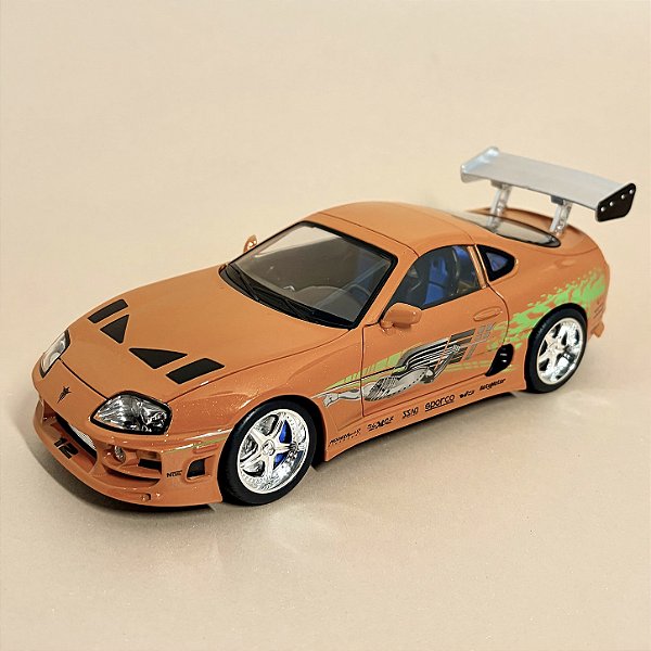 Toyota Supra do Velozes e Furiosos - O ícone do tuning em miniatura
