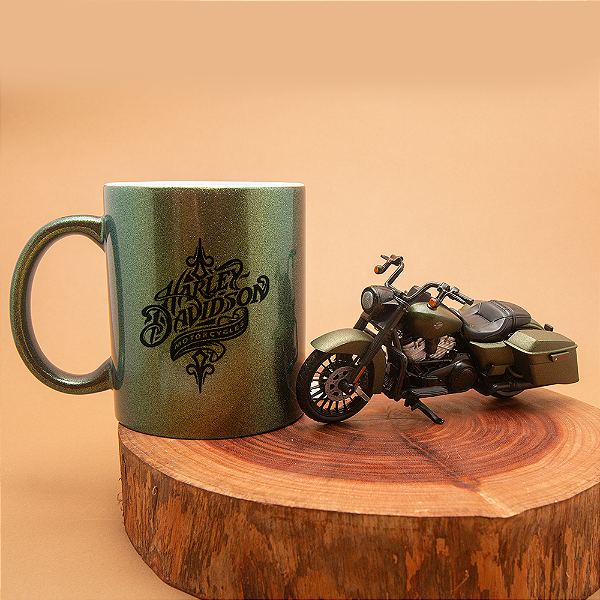 Kit Harley Davidson caneca e miniatura Road King Special 2022
