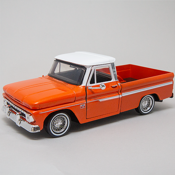 Miniatura Chevrolet C10 MotorMax escala 1/24