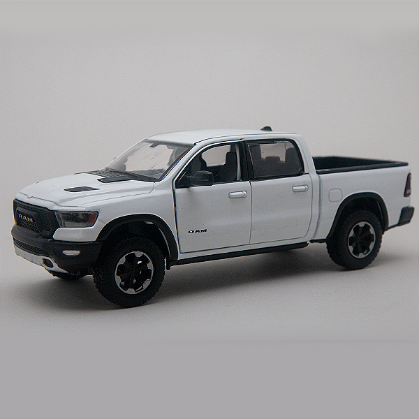 Miniatura Dodge Ram 1500 1:24 – Picape Americana com Detalhes Realistas