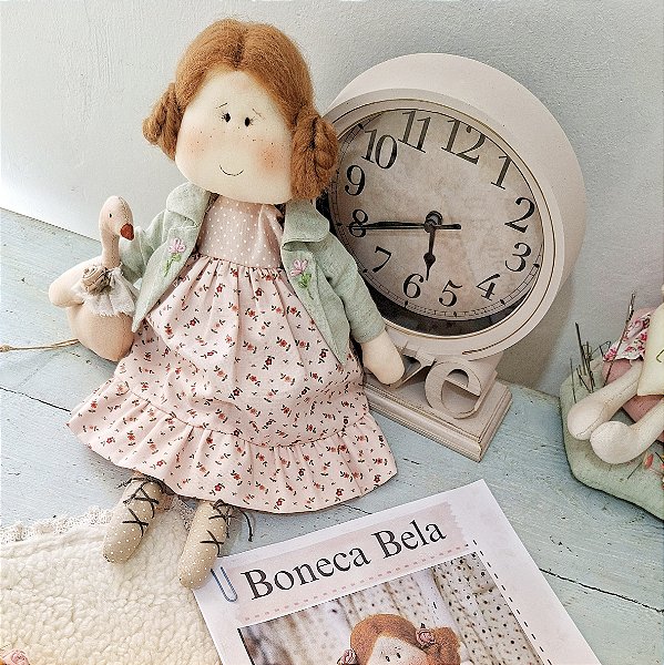 Boneca Bela ( boneca pronta)