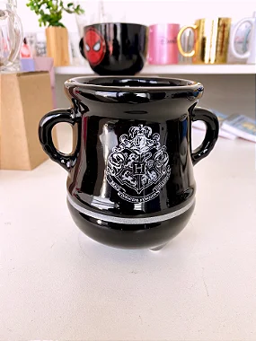 Caneca Harry Potter 3D 350ML - Caldeirão Hogwarts Prata