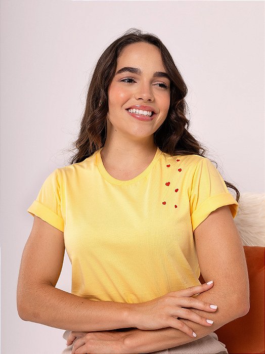 T-shirt - Bordada Corações