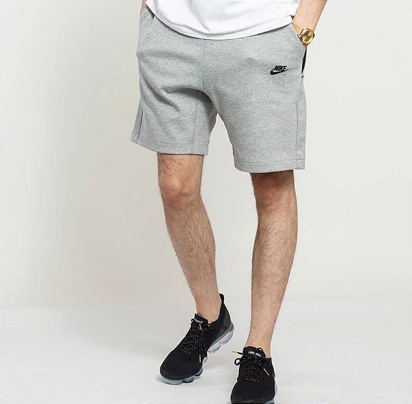 bermuda nike tech fleece