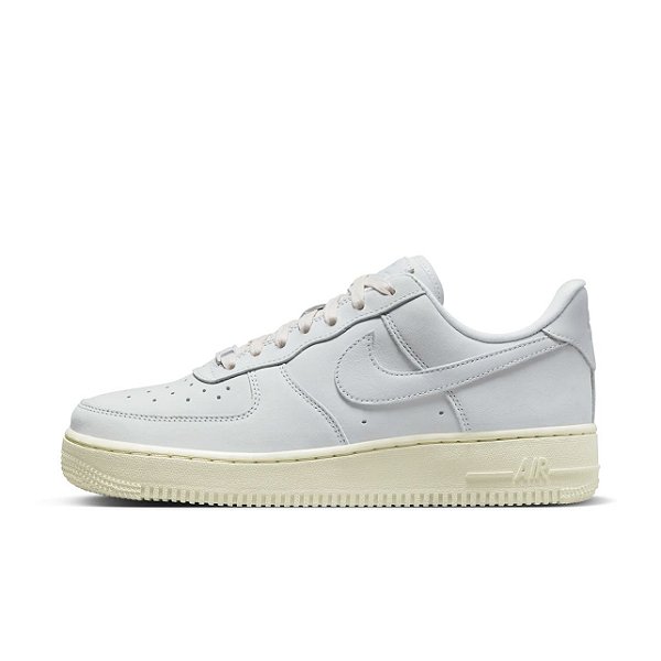 Nike Air Force 1 Low "Summit White"