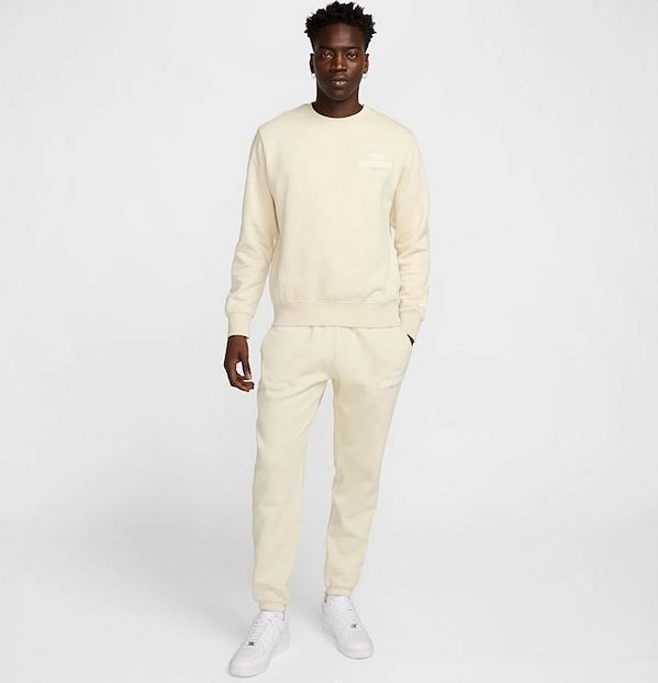 Conjunto Nike Club Crew Amarelo