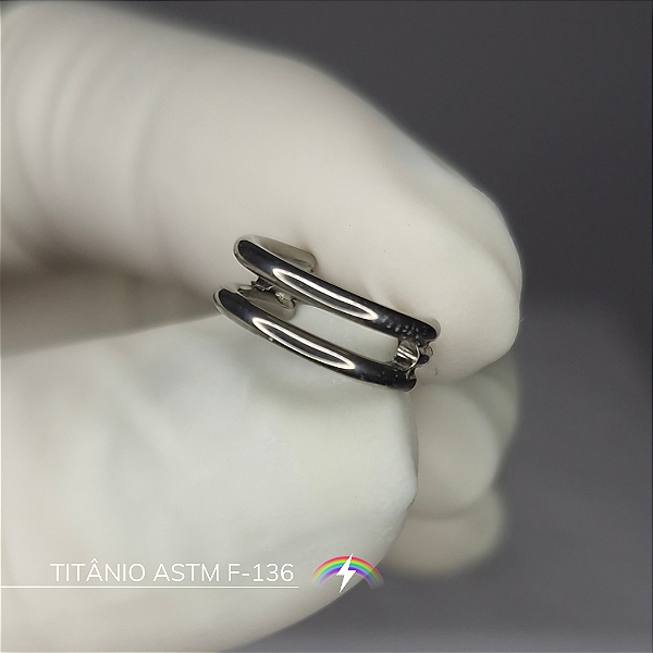Segmento duplo - Titânio ASTM F-136