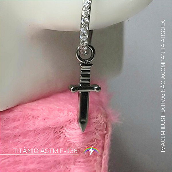 Pingente de adaga - Titânio ASTM F-136