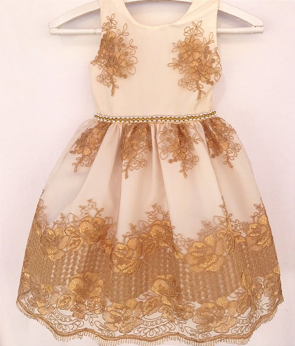 vestido tule dourado