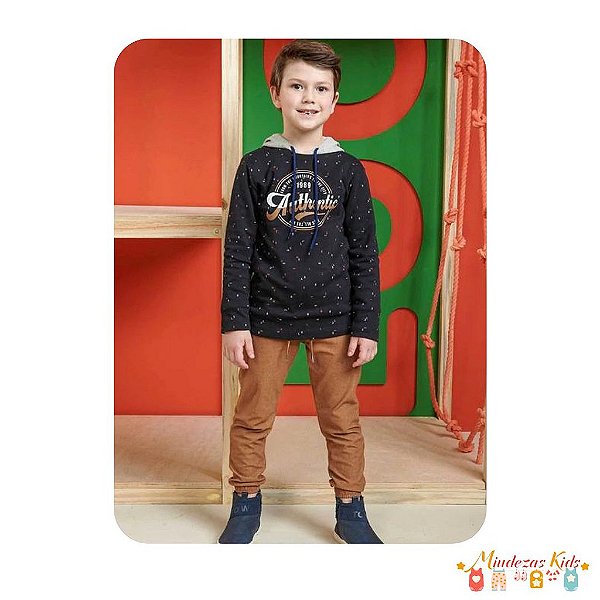 Conjunto de camiseta em suedine e calça em cotton jeans Luc.boo