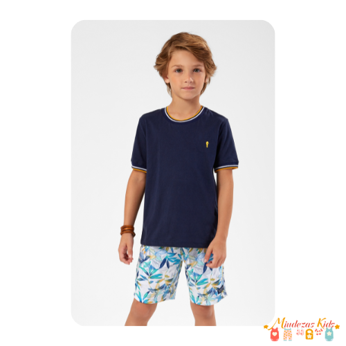Conjunto de camiseta em meia malha e bermuda em moletinho sublimado Onda Marinha