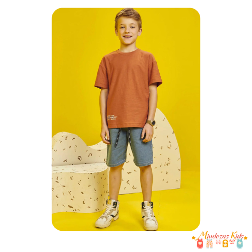 Conjunto camiseta e bermuda jeans Luc.boo