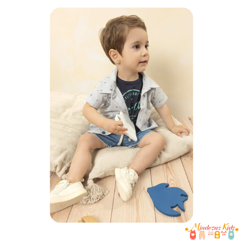 Trio de camisa, camiseta e bermuda em sarja luc.boo