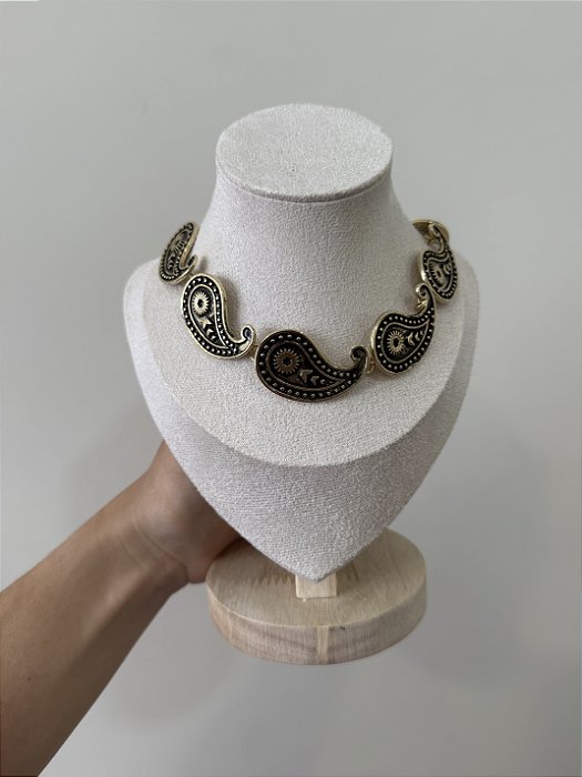 Colar Paisley