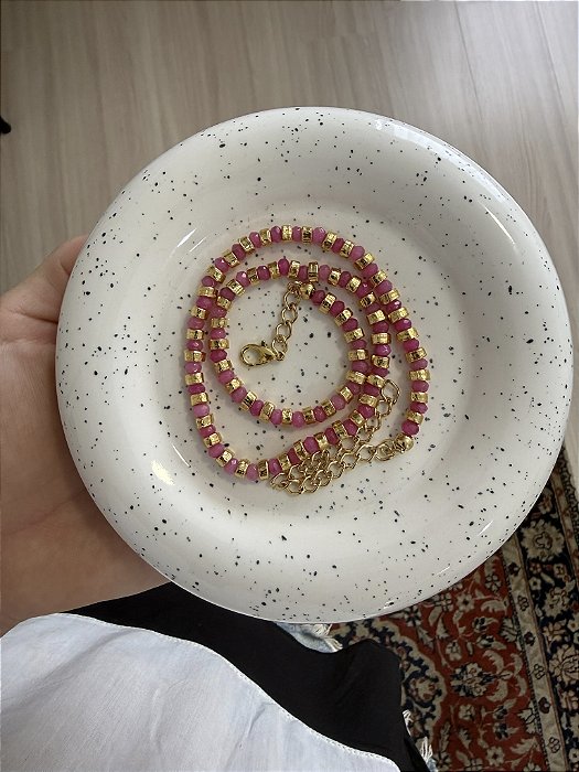 Colar Dourado Pedras Pink
