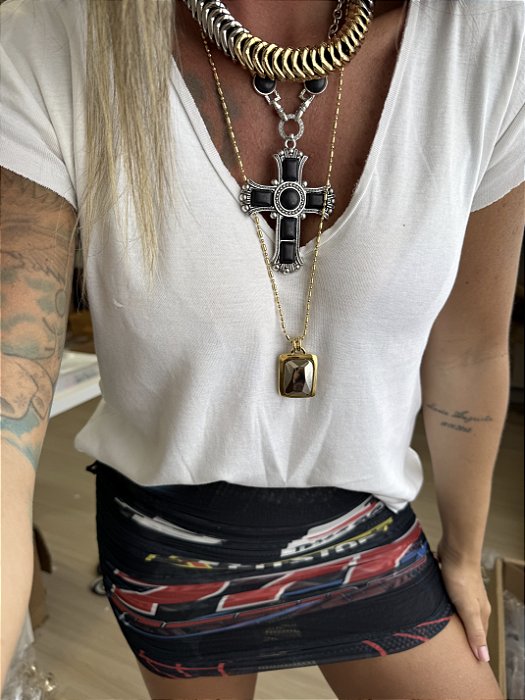 Colar Cruz Preta