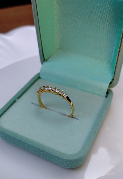 Anel Meia Aliança com Zircônias Ouro 18 k
