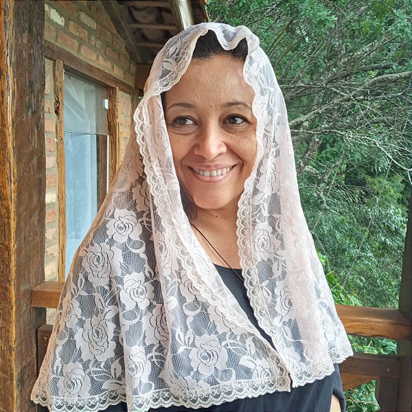 Véu de Missa Rosas de Maria mantilha luxo especial renda