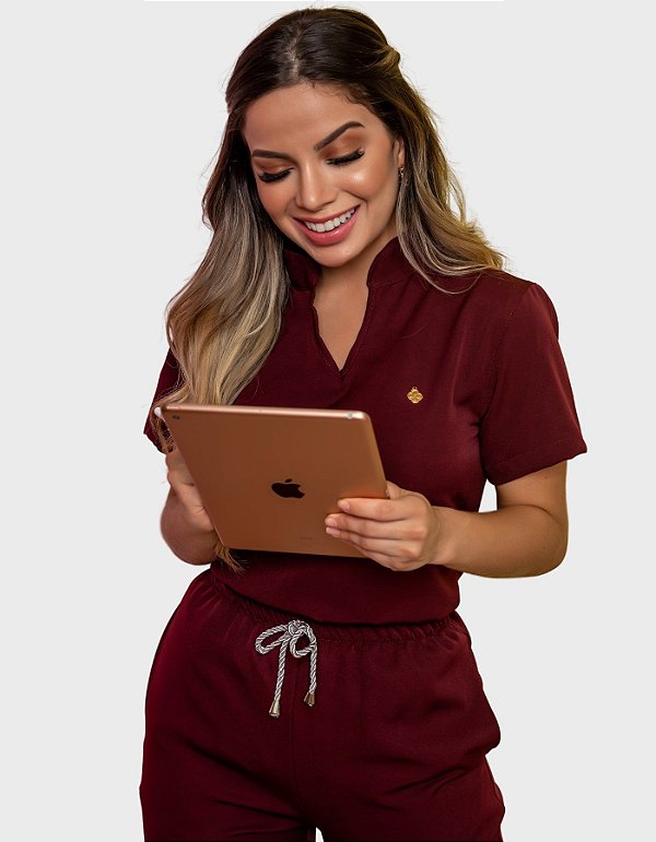 Scrub Feminino Lírio Vinho