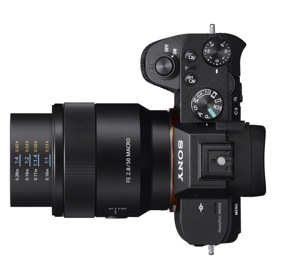Lente SONY FE 50mm f/2.8 Macro - Loja dos Marios - Equipamentos de