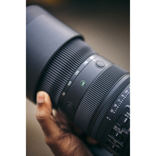 Lente SIGMA 70-200mm f/2.8 DG DN OS Sports para SONY (Full Frame