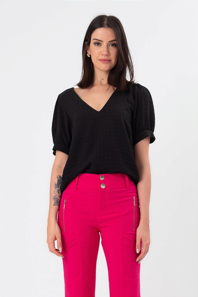 ALL SIDE CALÇA FLARE CREPE LIDIA PINK - All Side Store - Moda que Exalta a potência  feminina, todos os dias, o Ano inteiro