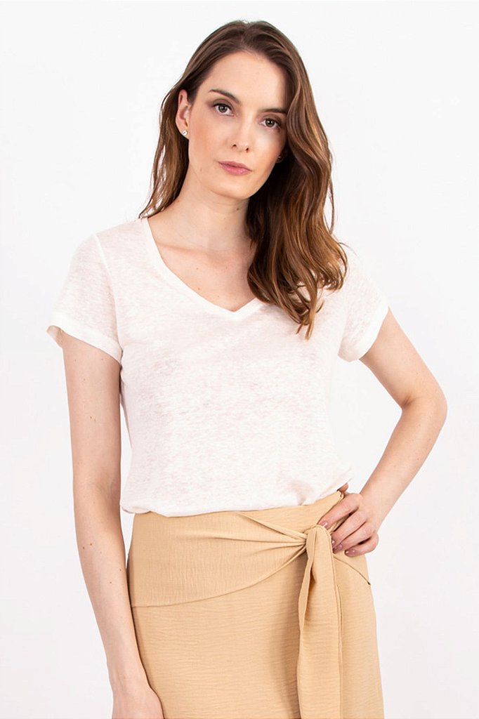 T-Shirt Linho Essential - All Side Store | Loja de Moda Feminina Premium |  Blusas, Regatas, Camisas, Calças, Vestidos, Saias, Shorts, Blazers,  Acessórios