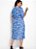 Vestido Floral Azul Em Malha Plus Size - Imagem 2