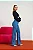 Calça Jeans Feminina Wide Leg Fit Alongada com Cinto Decorativo - Imagem 2
