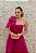 VESTIDO FUCSIA EM TULE OMBRO ÚNICO COM DETALHE DE LAÇO - Imagem 2
