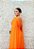 VESTIDO ARBOUR FLUIDO LARANJA DECOTE EM V CINTO DRAPEADO E CAPA - Imagem 3