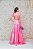 VESTIDO ROSA CHICLETE EM TAFETÁ COM DECOTE EM V E LATERAL EM TULE OMBRO ÚNICO BABADO - Imagem 5