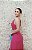 VESTIDO FLUIDO PINK COM FENDA OMBRO UNICO COM RECORTES NO BUSTO E NA CINTURA - Imagem 3