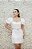 VESTIDO CURTO PATBO BRANCO OMBRO COM CINTO BORDADO - Imagem 1