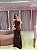 VESTIDO TOMARA QUE CAIA MARROM/ MOCHA MOUSSE EM CREPE COM DETALHE EM CETIM DE SEDA - Imagem 2