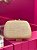 BOLSA DE PALHA NUDE COM DETALHE EM DOURADO - Imagem 1