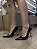 Scarpin Preto Em Couro Com Salto Cromado Gisele - Imagem 1