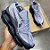 TÊNIS NIKE AIR MAX SCORPION FLYKNIT DARK PEWTER GREY (COMPLETO) - Imagem 1