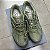 TÊNIS NEW BALANCE 1906R PRIMALOFT DARK OLIVINE SILVER METALLIC (COMPLETO) - Imagem 2