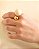 ANEL REGULAVEL ESFERAS OFF WHITE DOURADO - Imagem 2